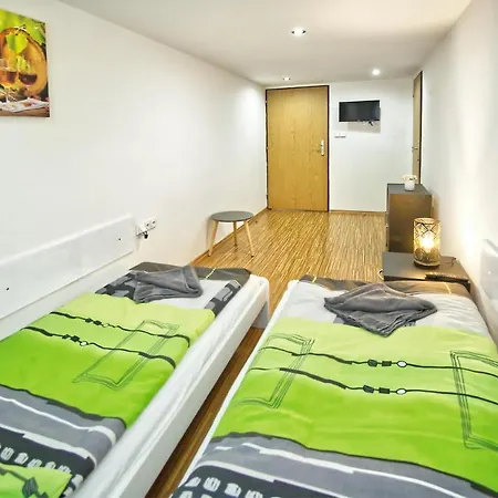 Chaloupka Víno Sklep U Palečků * Zaječí