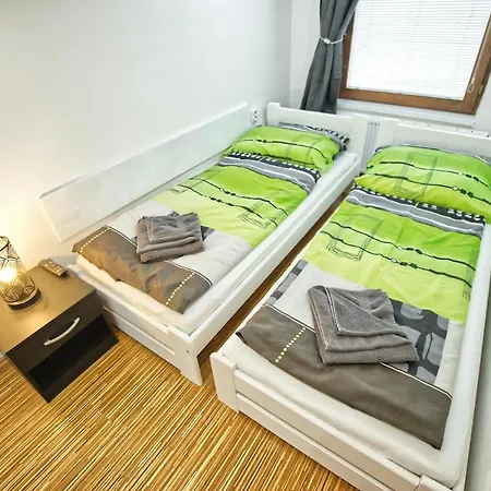 Chaloupka Vino Sklep U Palecku بيت للعطل Zaječí