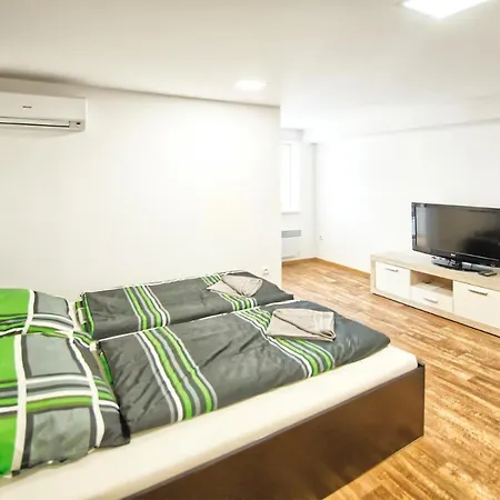 Prázdninový dům Chaloupka Víno Sklep U Palečků Zaječí