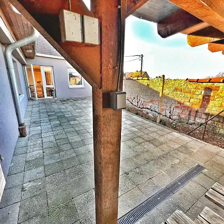 Prázdninový dům Chaloupka Víno Sklep U Palečků Zaječí
