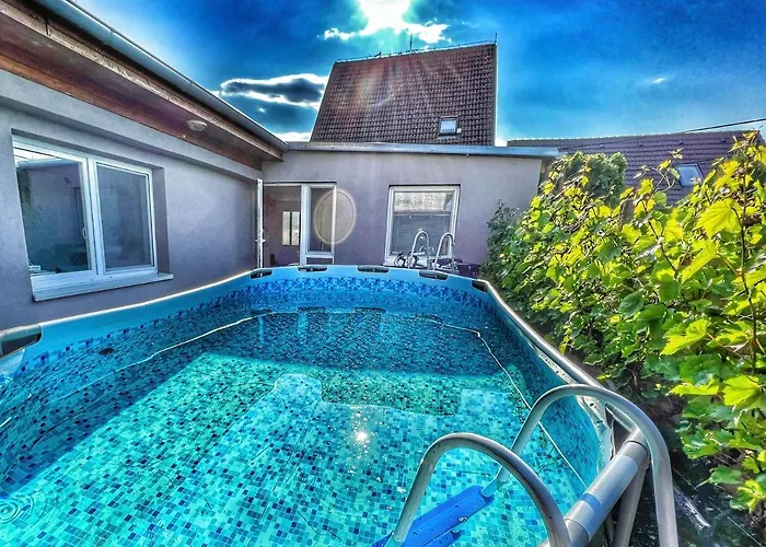 Chaloupka Víno Sklep U Palečků * Zaječí