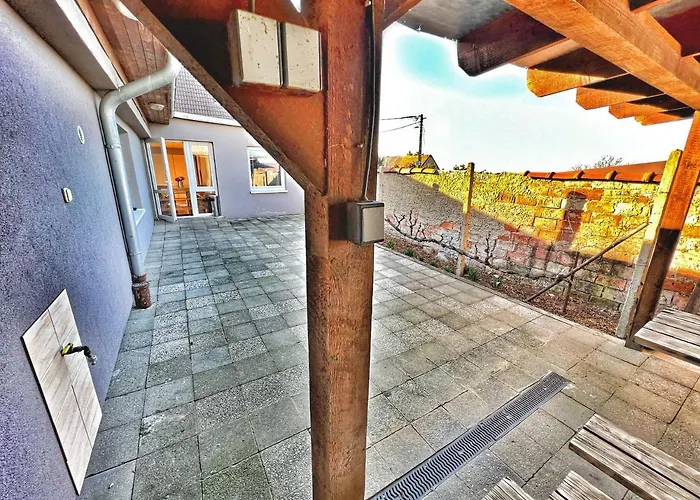 Prázdninový dům Chaloupka Víno Sklep U Palečků Zaječí